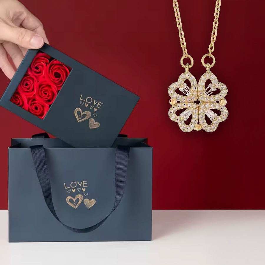 Étoile d’Amour - Zirconia Heart Necklace