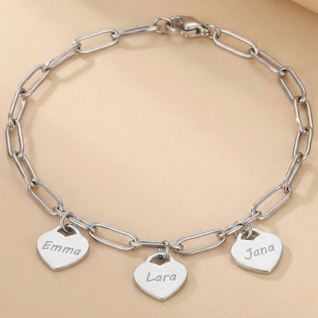 Heart Names - Bracelet with Heart Charms & Engraving