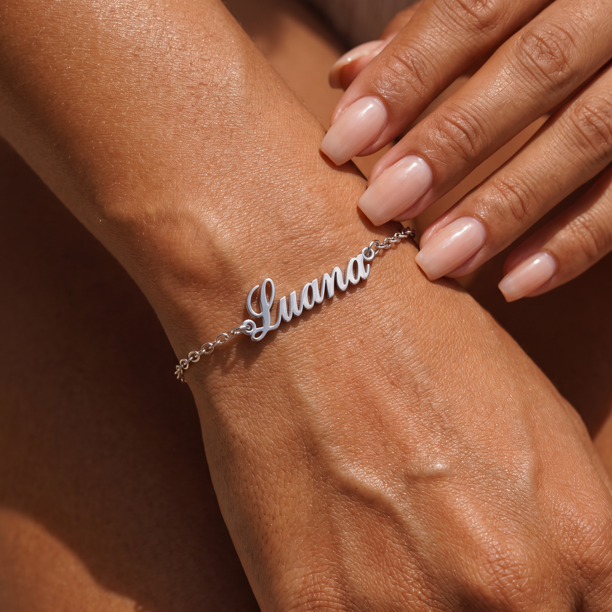 Personalizable name bracelet in 2 different colors