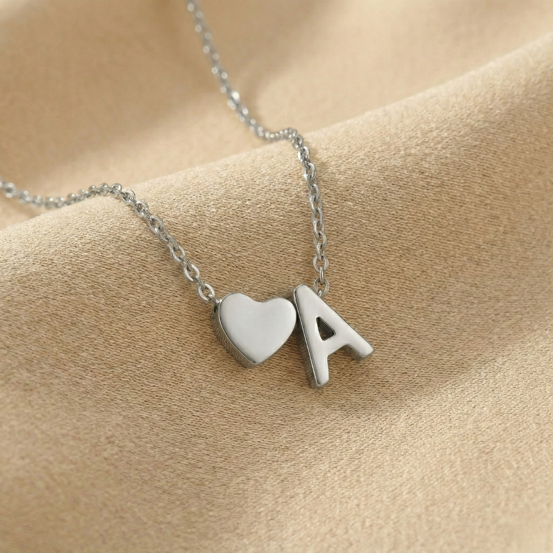 Lovetra - Necklace with Initial & Heart