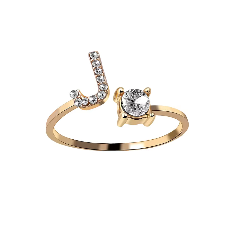 Lovéra – Ring with Initial