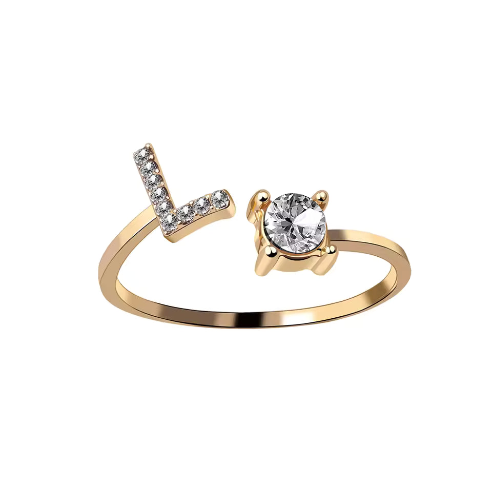 Lovéra – Ring with Initial