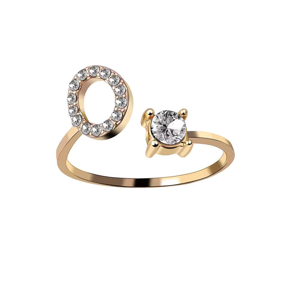 Lovéra – Ring with Initial