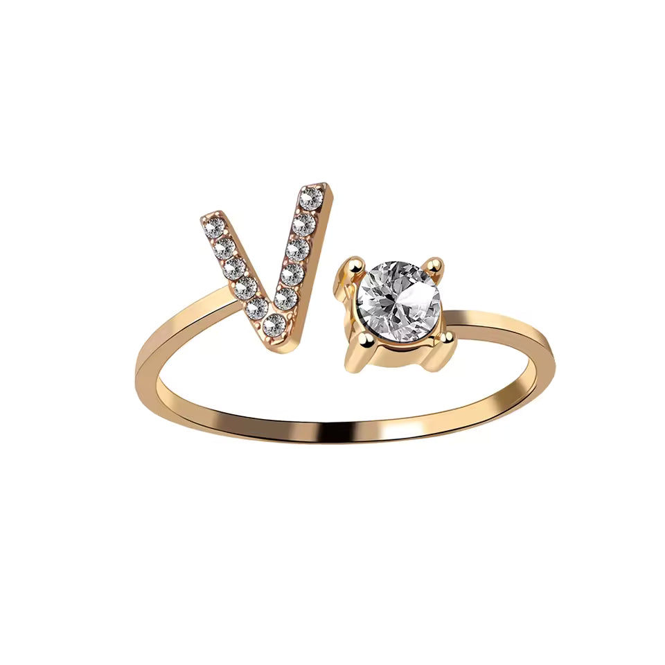 Lovéra – Ring with Initial