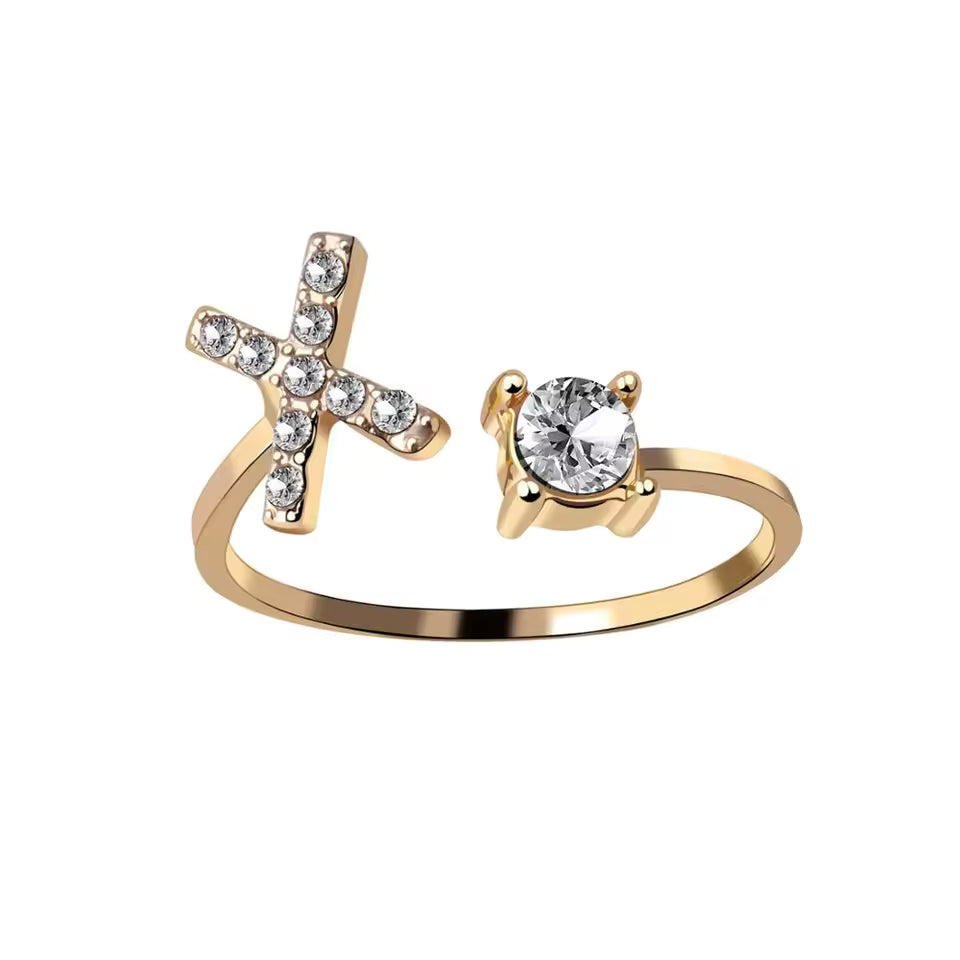Lovéra – Ring with Initial