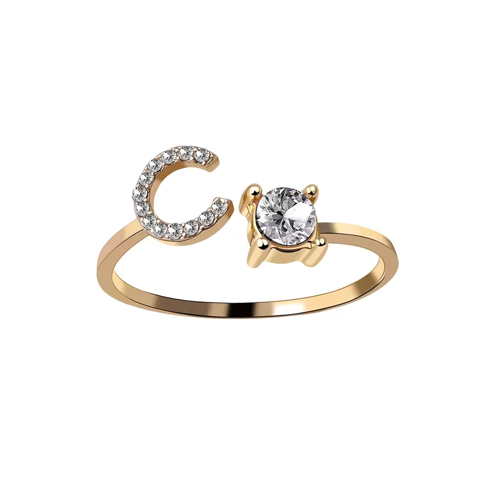 Lovéra – Ring with Initial