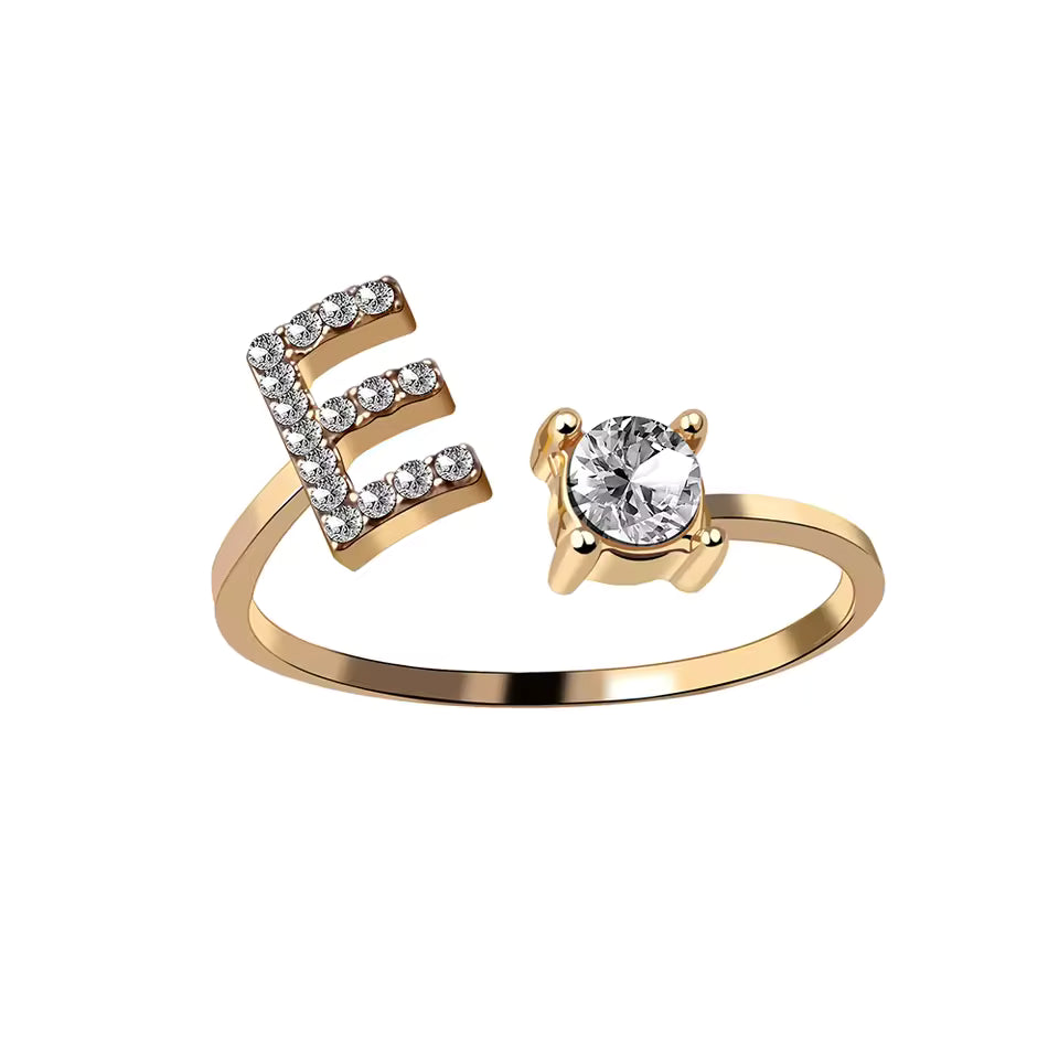 Lovéra – Ring with Initial