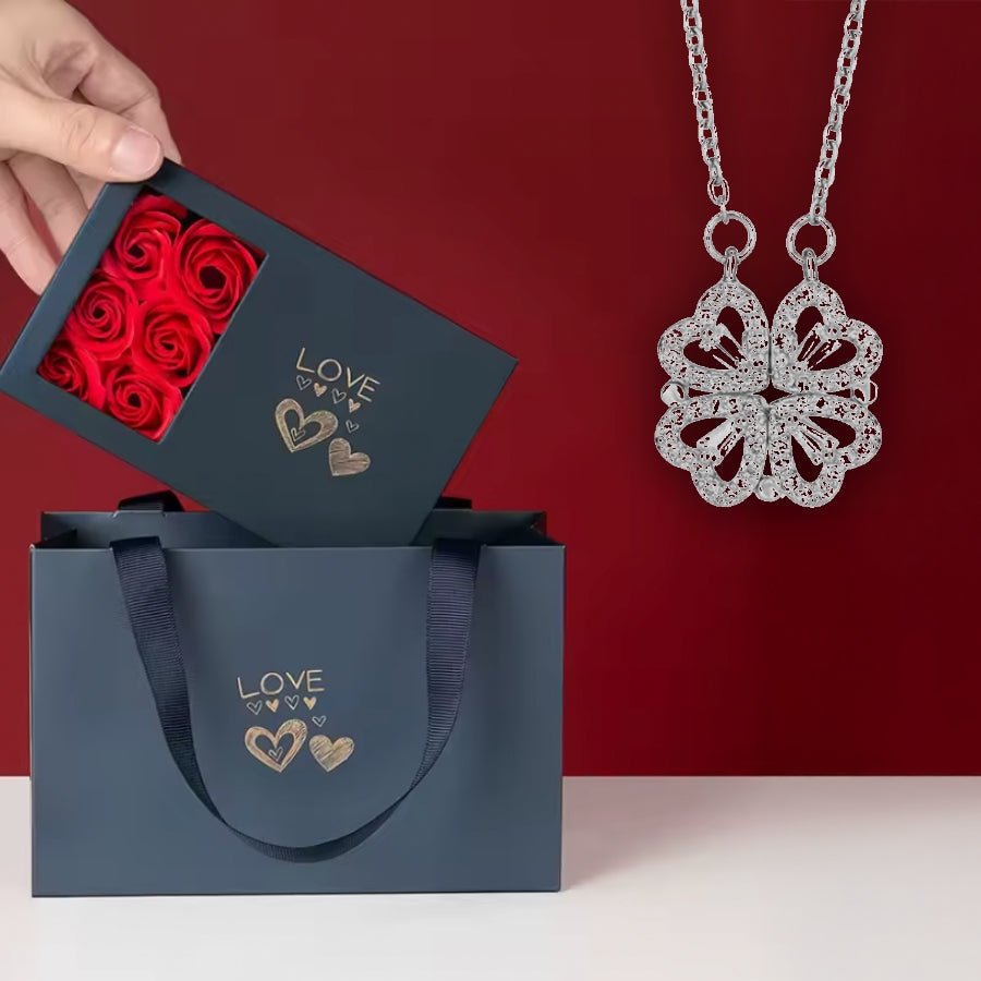Étoile d’Amour - Zirconia Heart Necklace