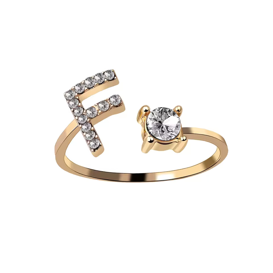 Lovéra – Ring with Initial