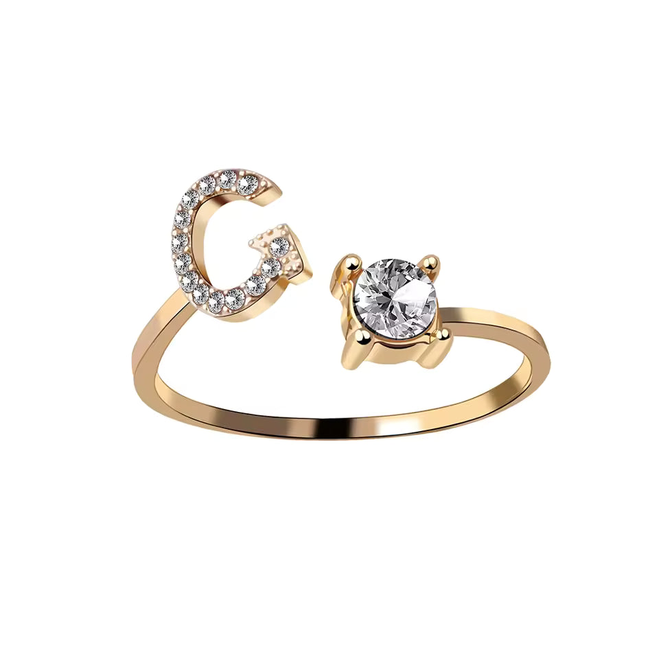 Lovéra – Ring with Initial