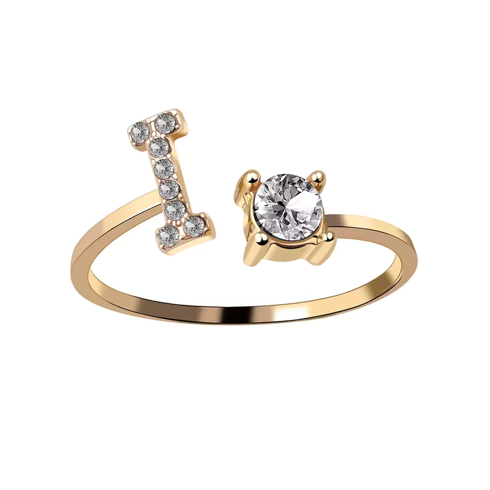 Lovéra – Ring with Initial