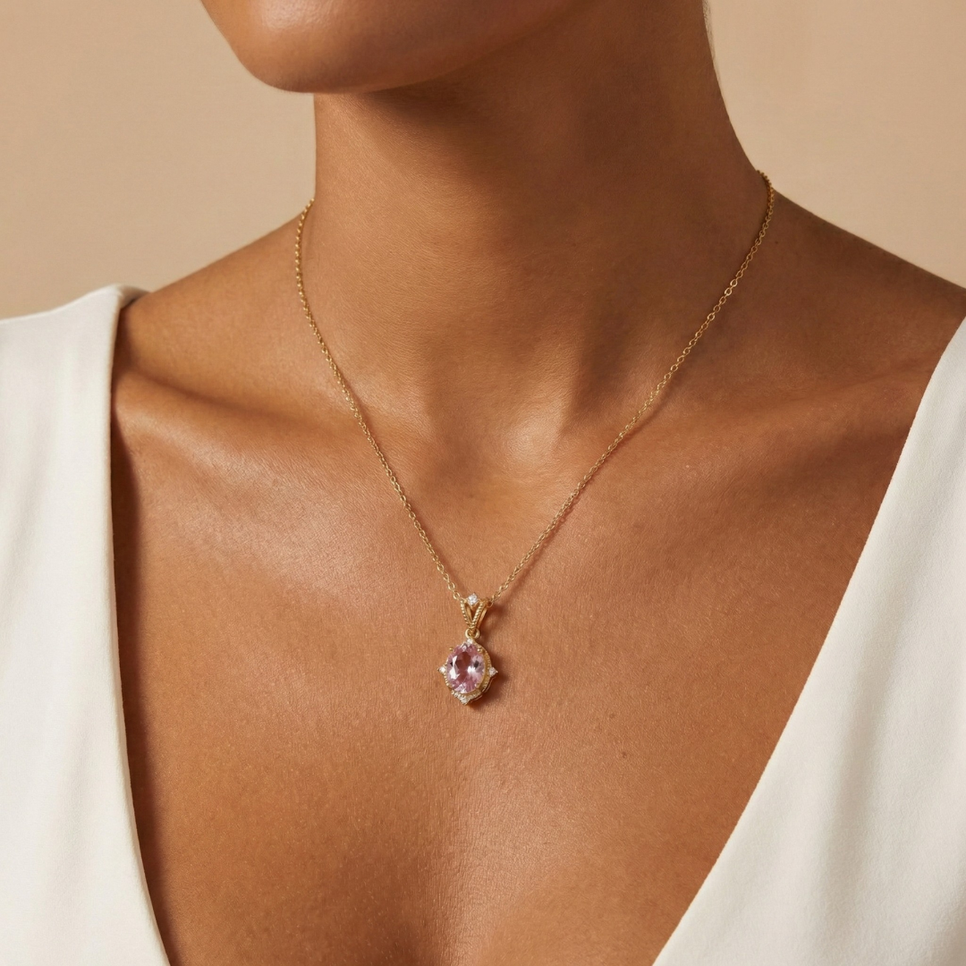 Valora - Necklace with crystal