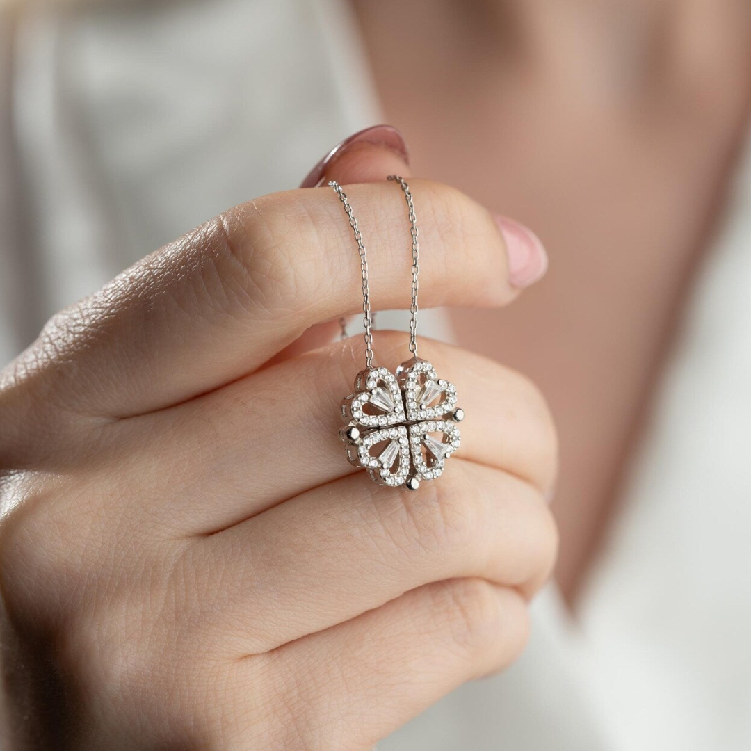 Étoile d’Amour - Zirconia Heart Necklace