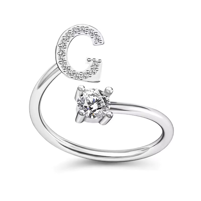 Lovéra – Ring with Initial