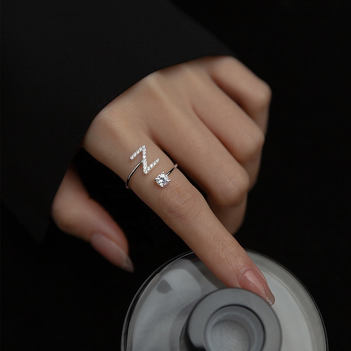 Lovéra – Ring with Initial