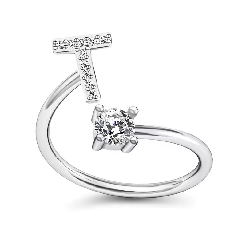 Lovéra – Ring with Initial