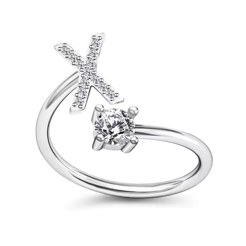 Lovéra – Ring with Initial
