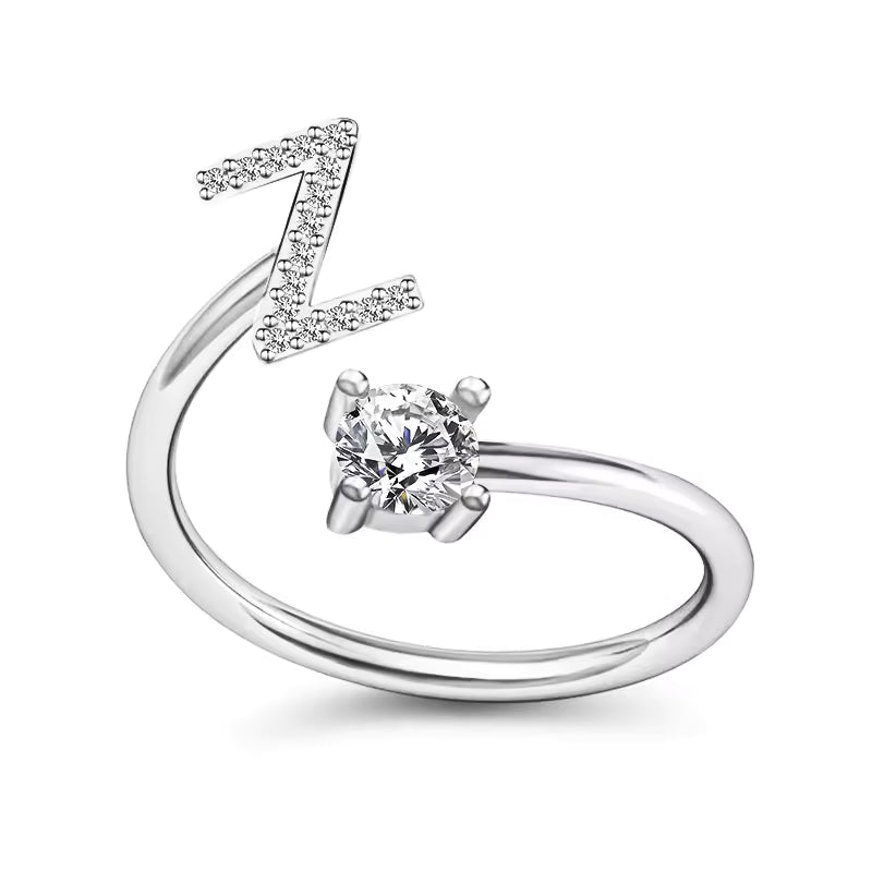 Lovéra – Ring with Initial