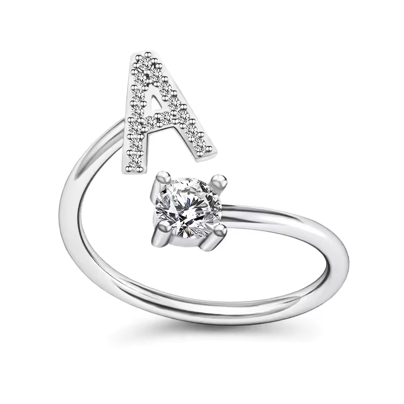 Lovéra – Ring with Initial