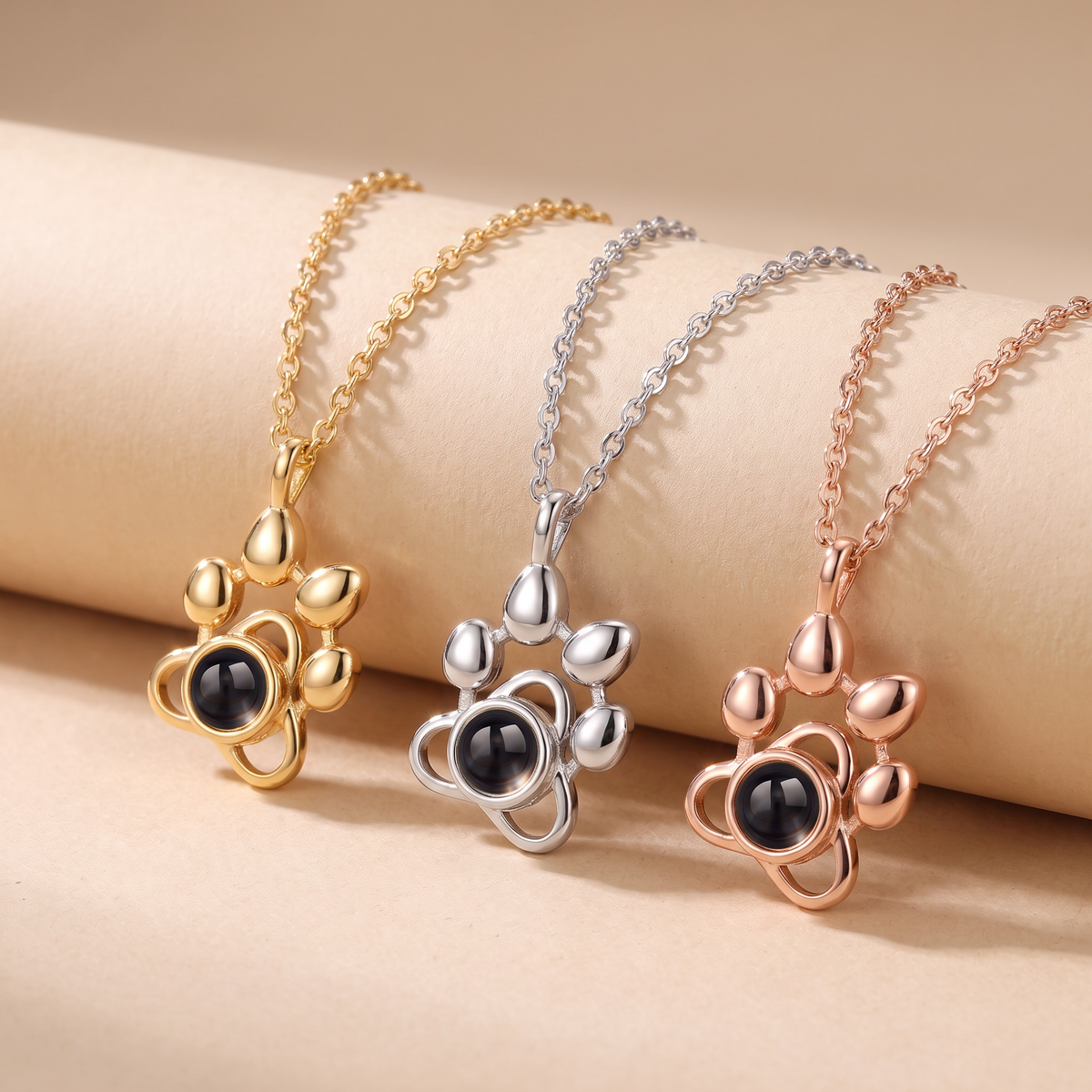 Paw necklace with your own photo
