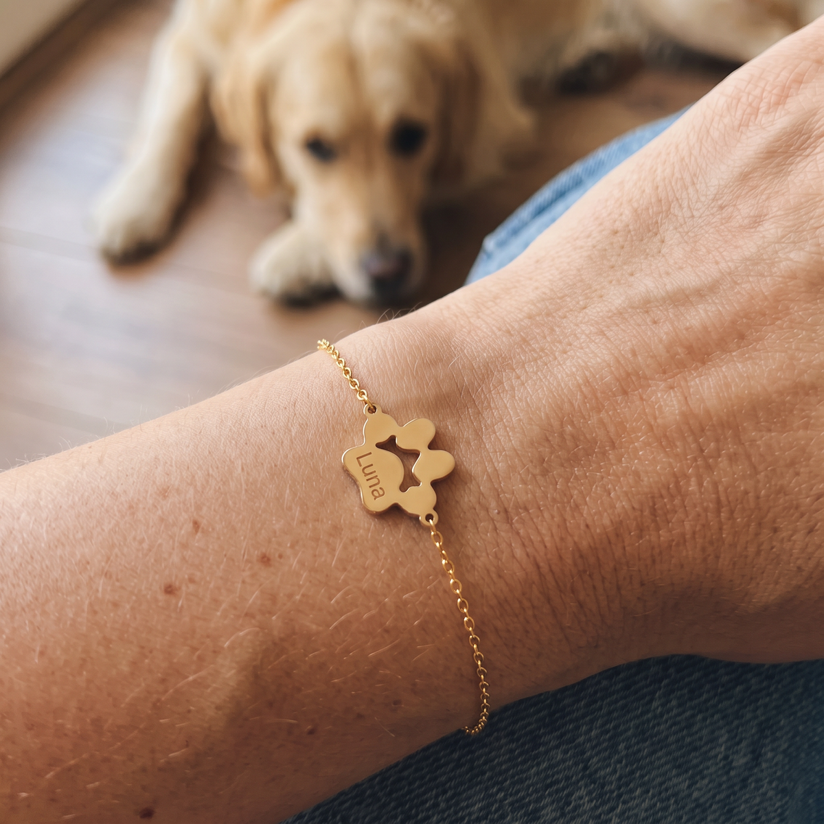 Personalisiertes Pfotenarmband mit Gravur